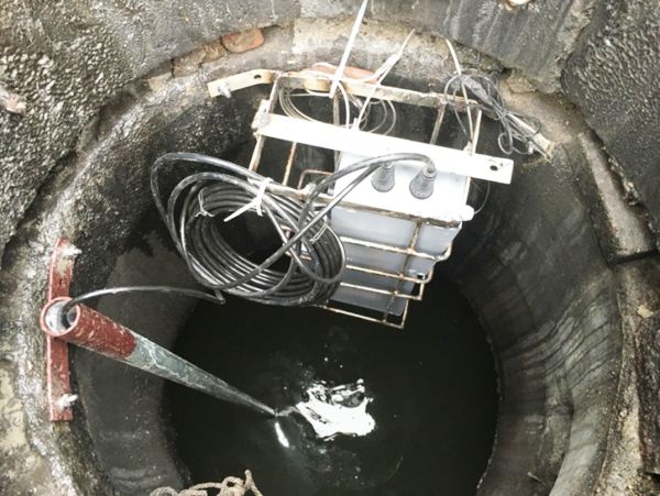 金山区水位检测井
